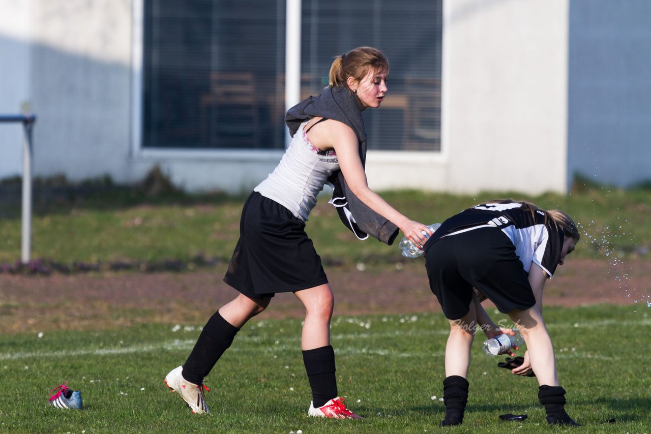 Bild 312 - B-Juniorinnen MTSV Olympia Neumnster - FSC Kaltenkirchen : Ergebnis: 4:1